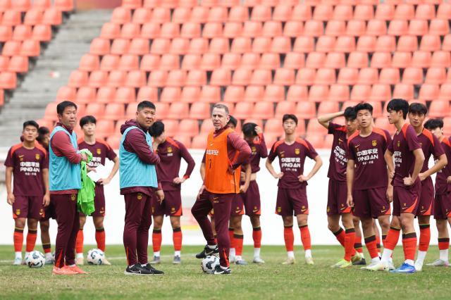 8868体育登录入口-U19国青义乌集结将两战袋鼠 步入战术磨合快车道